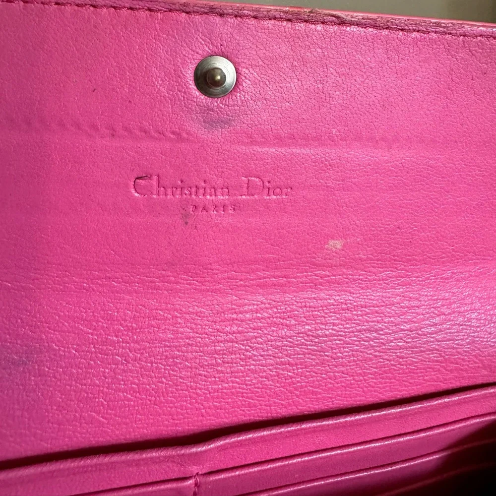 Christian Dior Ultimate Rendez-vous Patent Dior Trotter Fuchsia Authentic Wallet